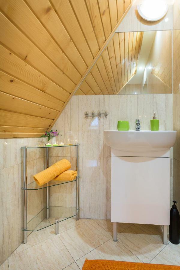 Apartament Pomaranczowy Z Basenem I Sauna Koscielisko Luaran gambar