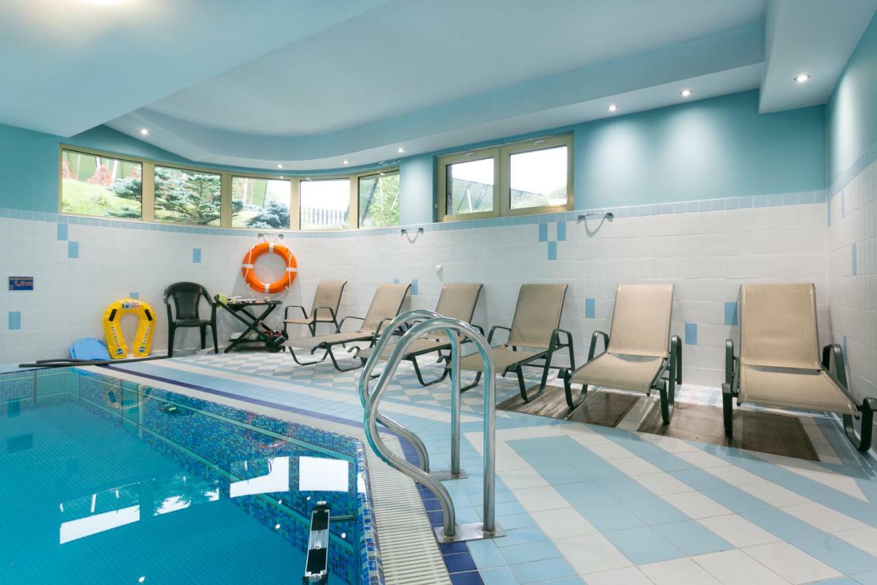 Apartament Pomaranczowy Z Basenem I Sauna Koscielisko Luaran gambar