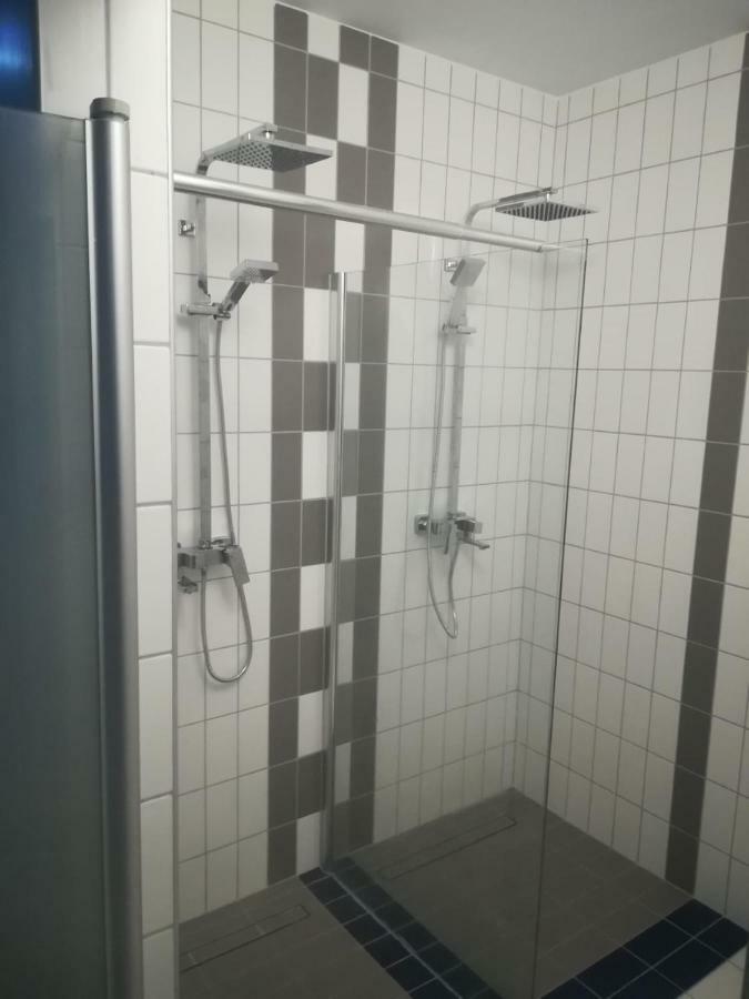 Apartament Pomaranczowy Z Basenem I Sauna Koscielisko Luaran gambar